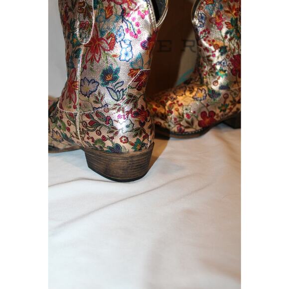 NIB ROPER WOMEN'S FLORAL‎ FAUX LEATHER COWBOY BOOTS - Picture 3 of 5